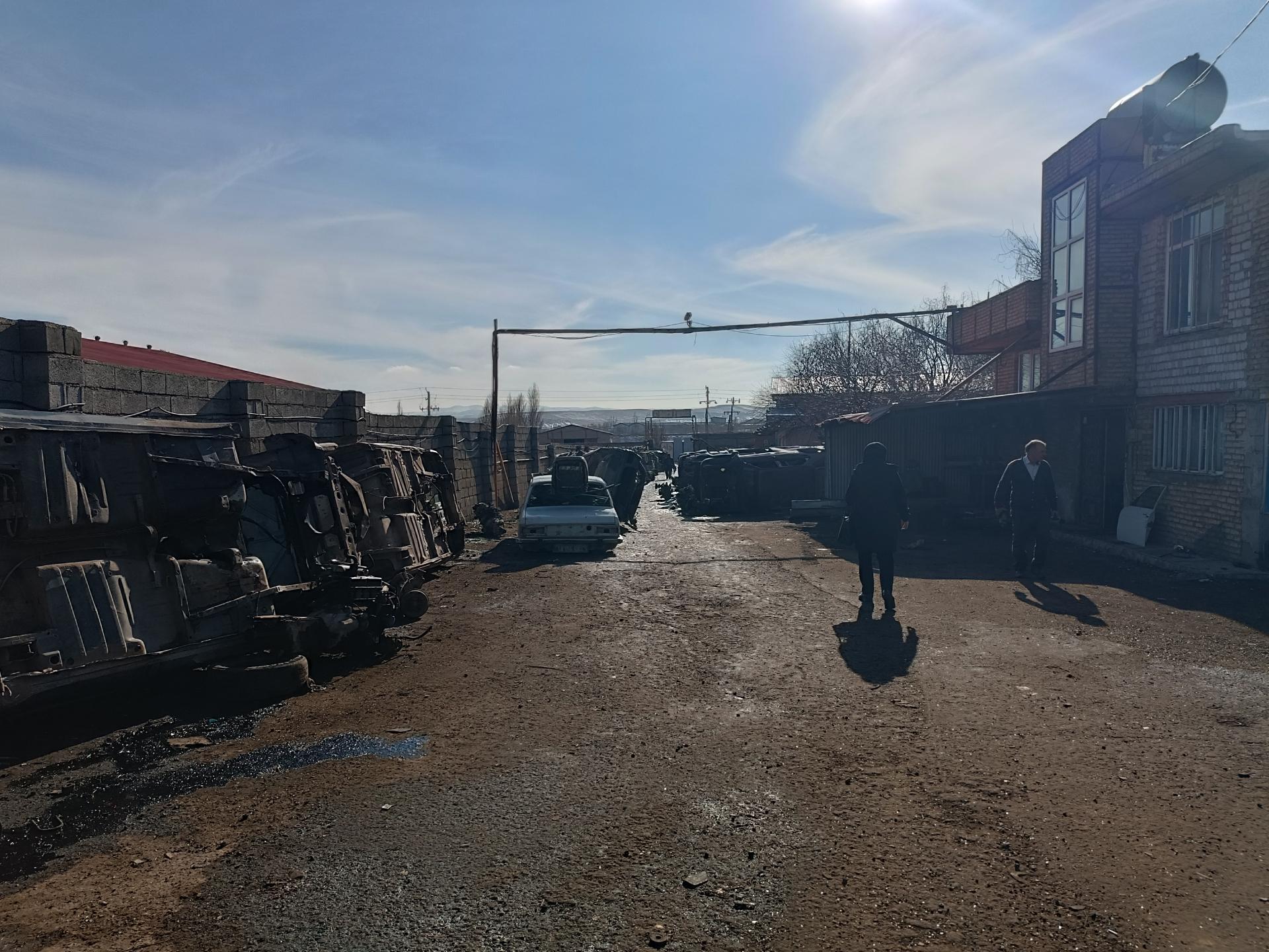 عکس مرکز اسقاط صادقی