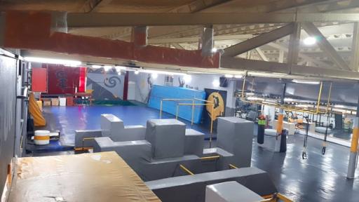 عکس باشگاه و آکادمی ورزشی نیک