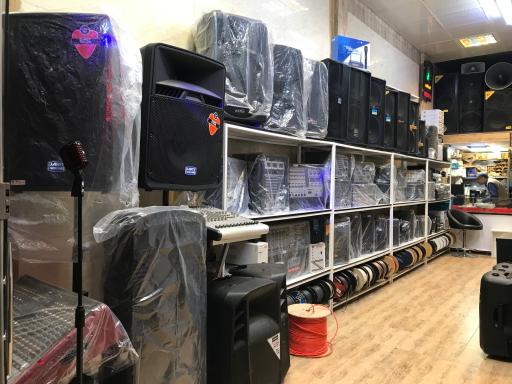 عکس دوربین مداربسته و دزدگیر سیگنال الکترونیک