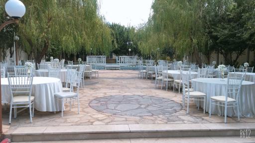 عکس باغسرای آلما