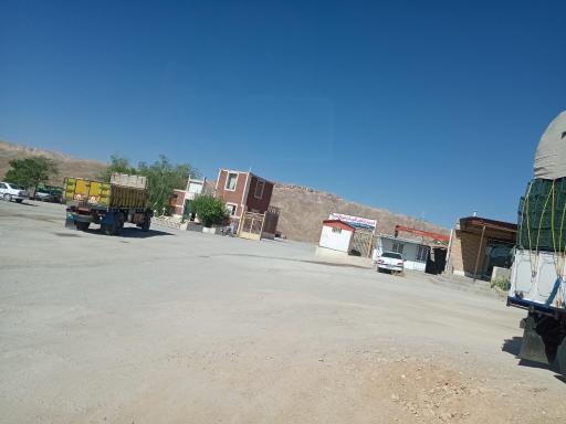 عکس ترمینال کامیون‌داران سمیرم