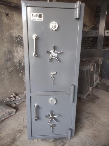 عکس صندوق نسوز حافظ (دبیری)