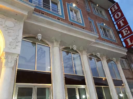 عکس هتل و رستوران زرین