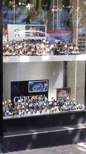 گالری ساعت طلایی