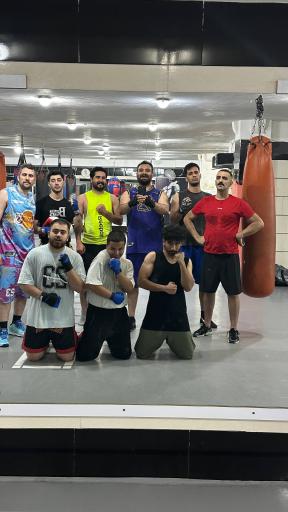 عکس آموزش بوکس امیر رنجی