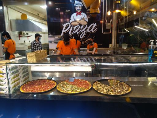 عکس پیتزا دانگو