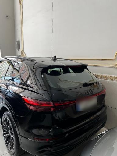 عکس اتو گالری تاج خودرو 