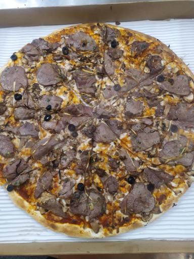 عکس پیتزا دانگو