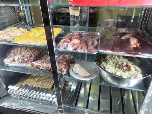 عکس کبابی حاجی مالک