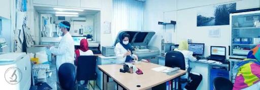 عکس آزمایشگاه دکتر ریاضی