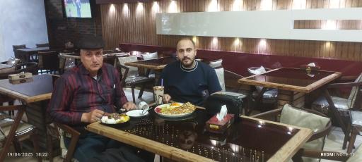 عکس کافه رستوران چکمه