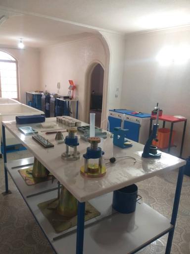 عکس آزمایشگاه سنجش بتن پردازشگران کاشانه