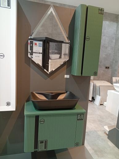 عکس کلینیک ساختمانی سعادت