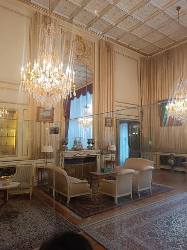 عکس کاخ موزه نیاوران