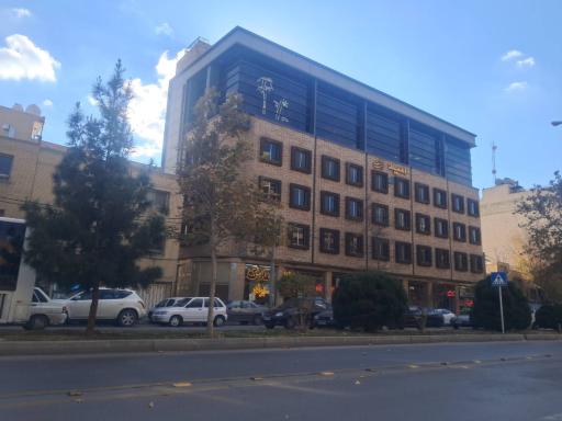 عکس مجتمع تجاری امید