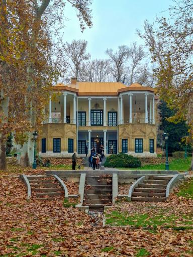 عکس کاخ موزه نیاوران