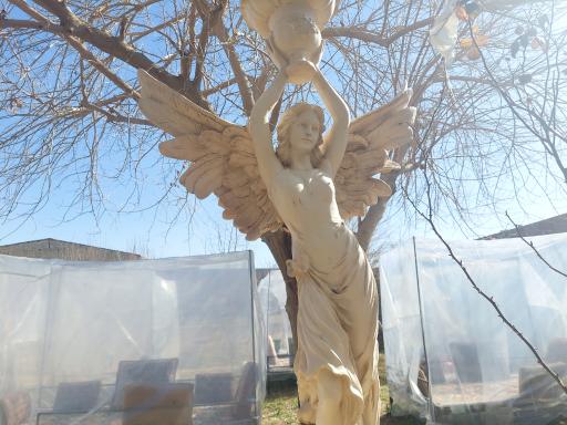 عکس کافه باغ لاویا