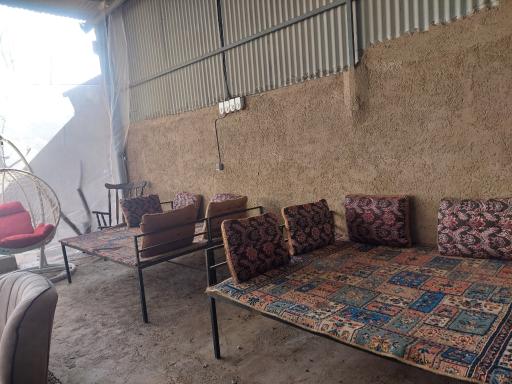 عکس کافه باغ لاویا