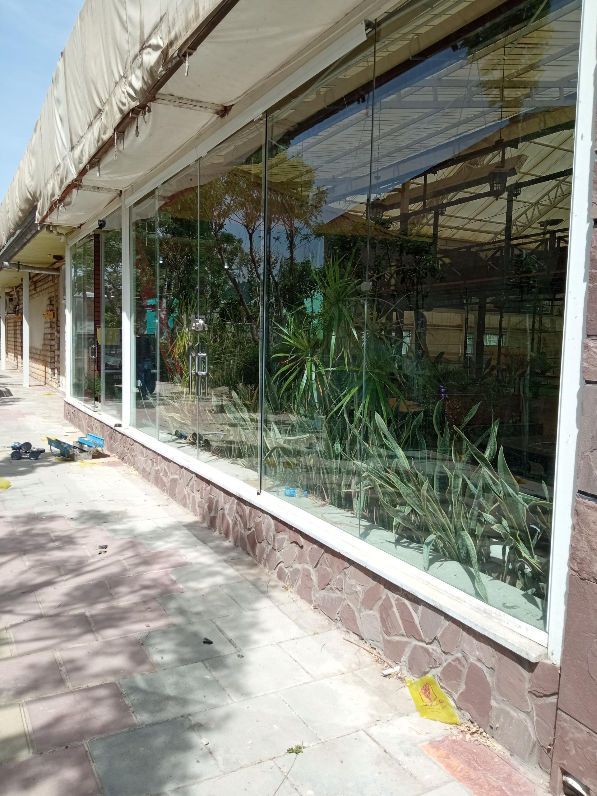 عکس شیشه میرال 