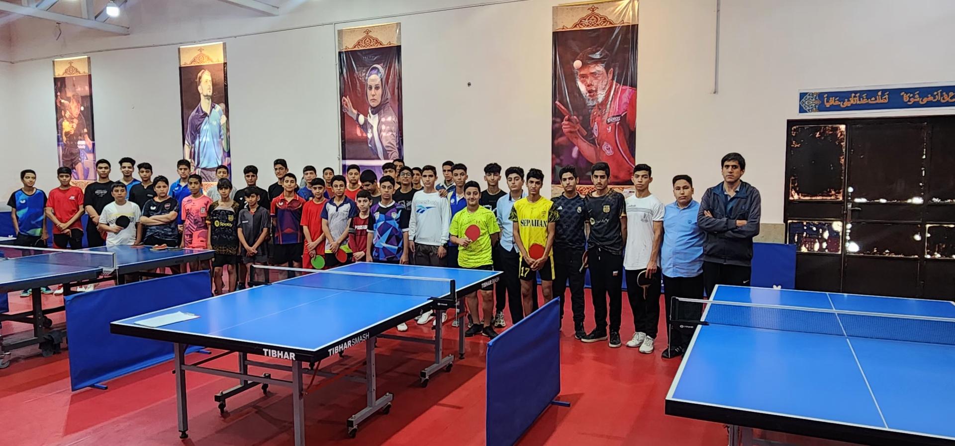 عکس باشگاه تنیس روی میز سردار شهید مختار مهماندوست