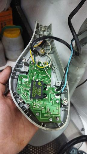 عکس تعمیرگاه لوازم خانگی