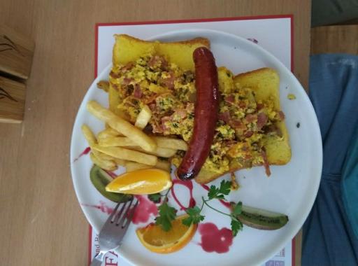 عکس رستوران زعفرانیه