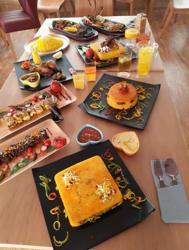 عکس رستوران زعفرانیه
