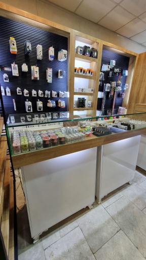 عکس موبایل یوتل