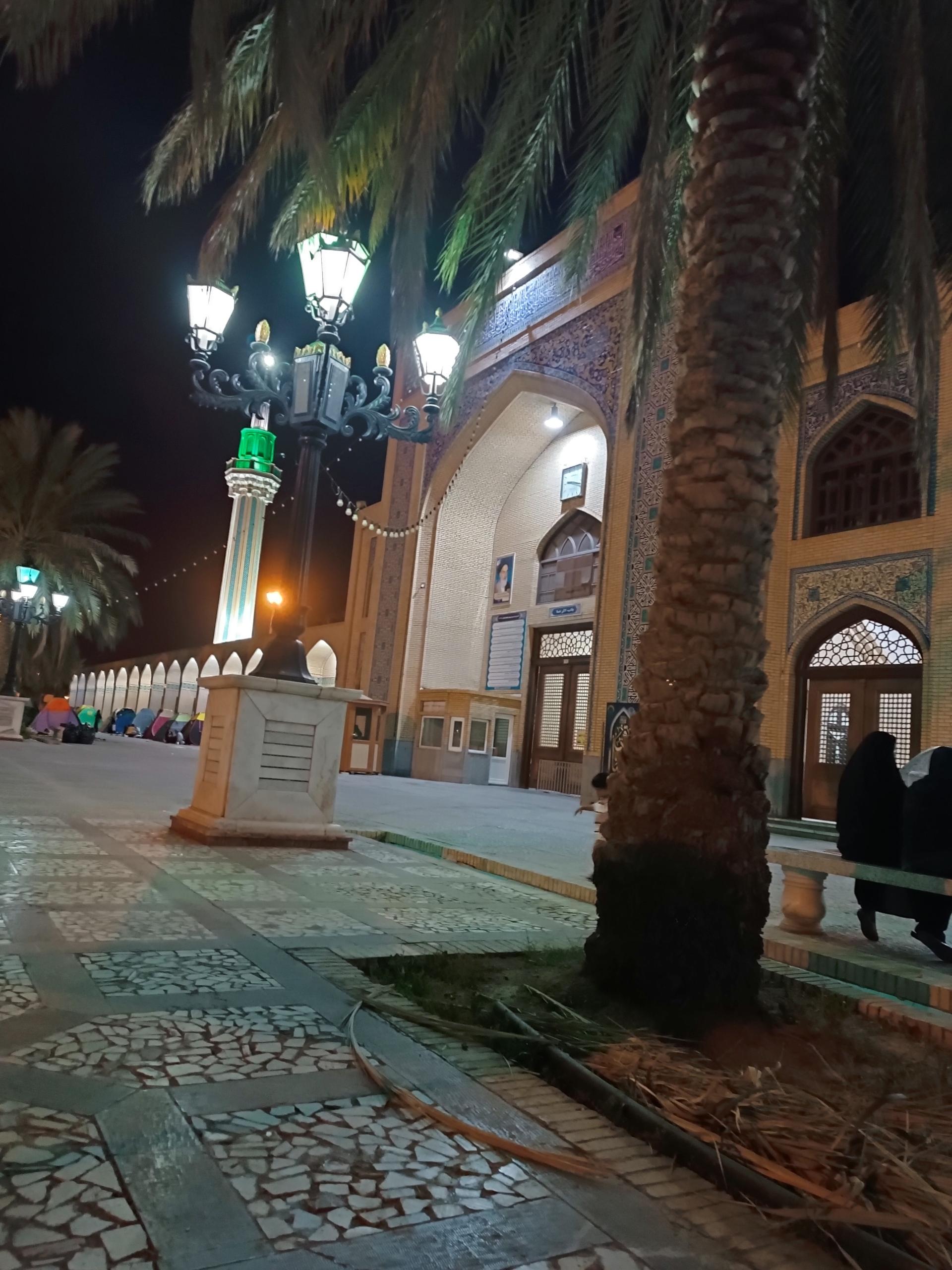 عکس پارکینگ ماشین حرم - شماره 1