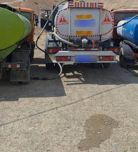 عکس پخش آب با تانکر