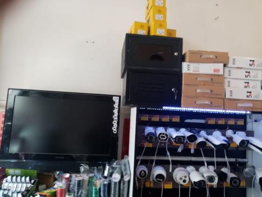 عکس سیستم های حفاظتی و دوربین های مداربسته