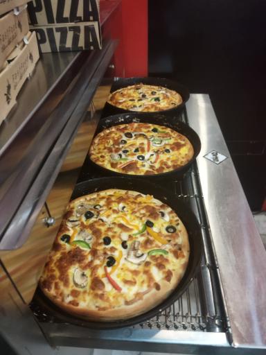 عکس پیتزا تپل