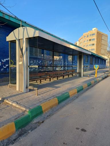 عکس ایستگاه اتوبوس میدان شهید مطهری