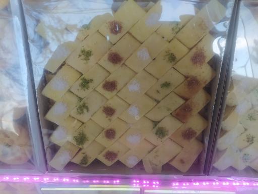 عکس سوغات سرای ماهان 