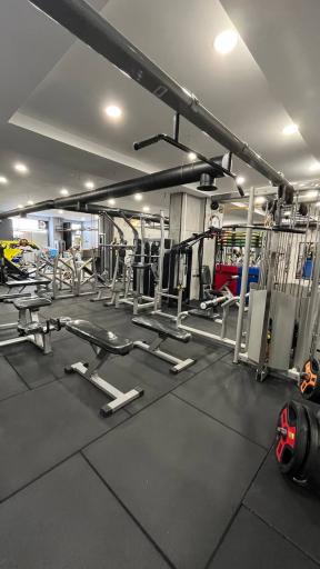 عکس باشگاه بدنسازی گلدن راک
