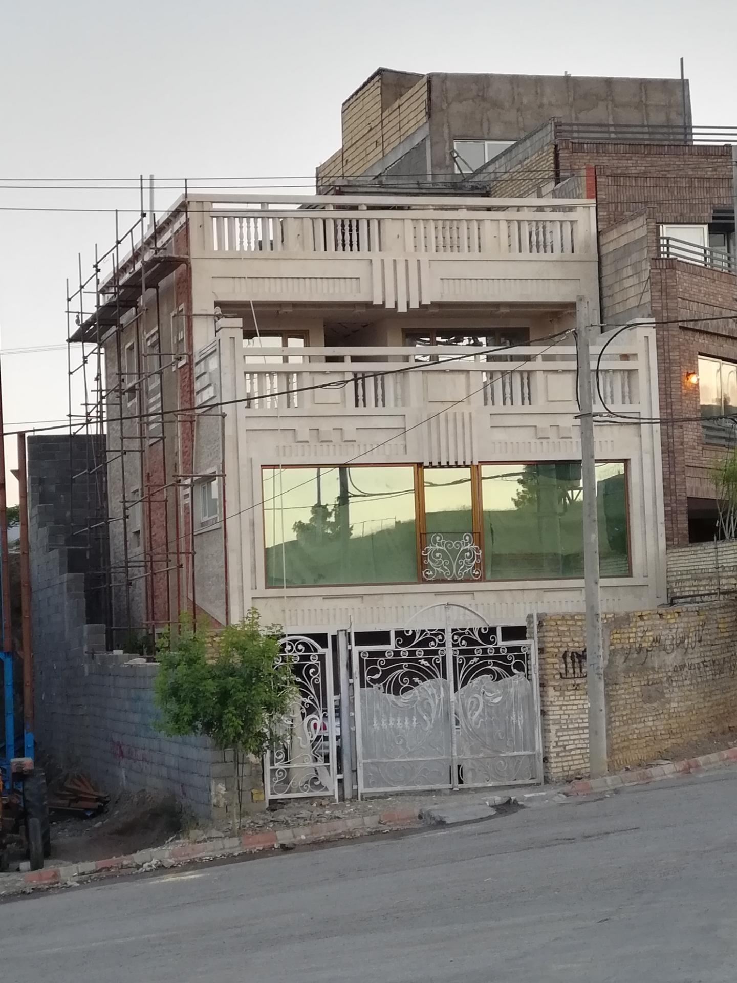 عکس ساختمان مروارید 2