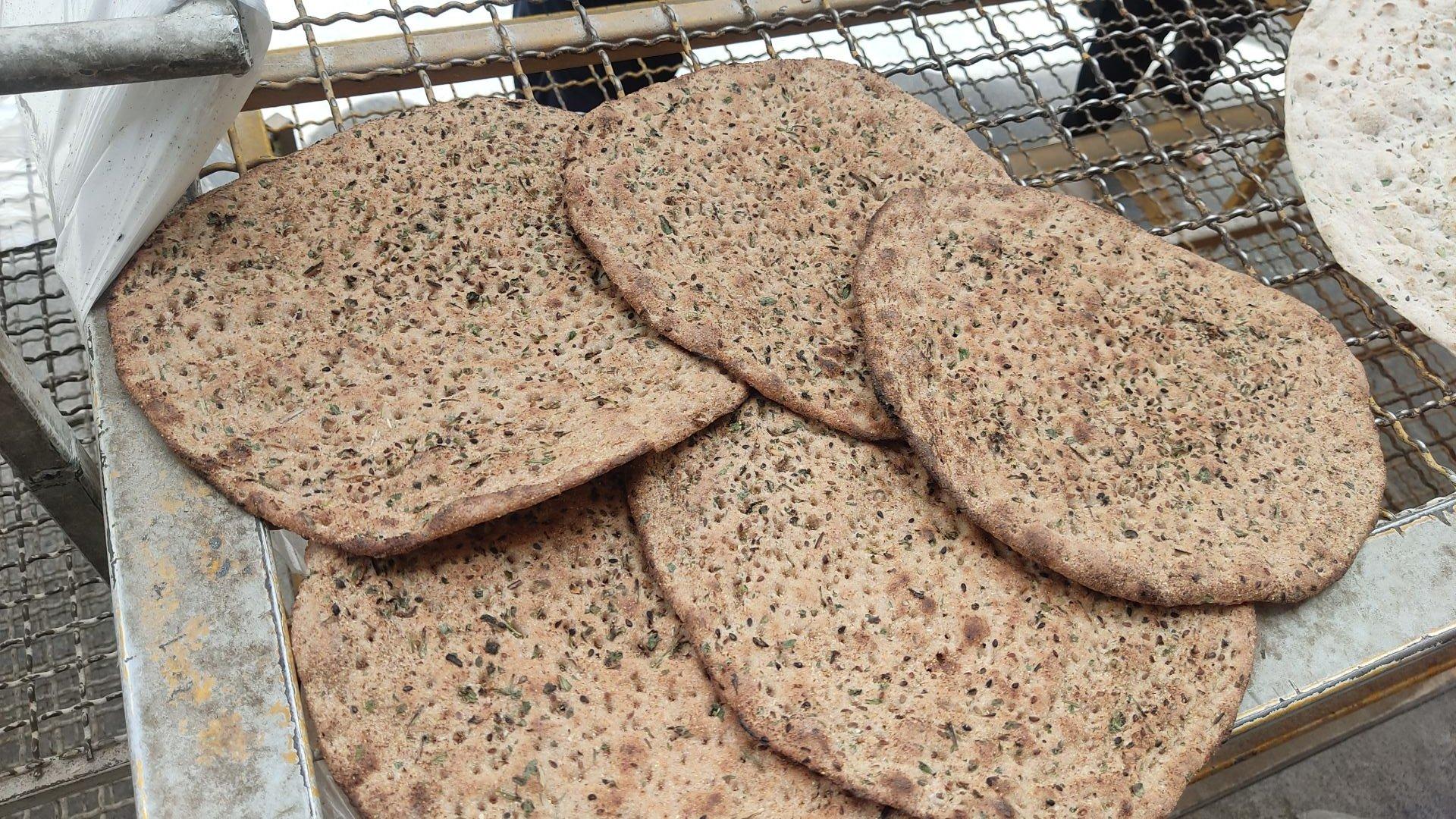 عکس مجتمع نان خانگی خلیلیان