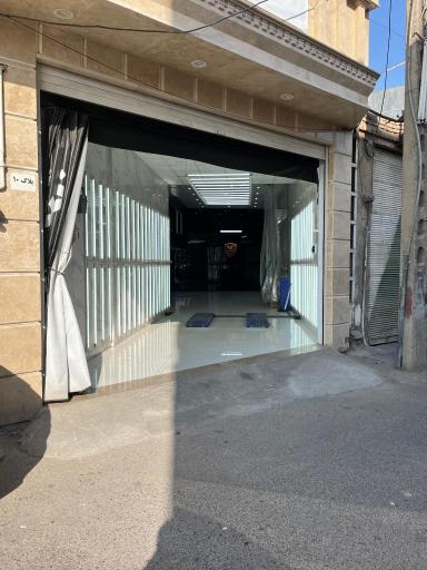 عکس مجموعه رنگ خودرو مرکزی نوین