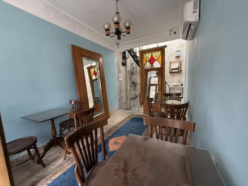آبمیوہ و بستنی آیس بگ