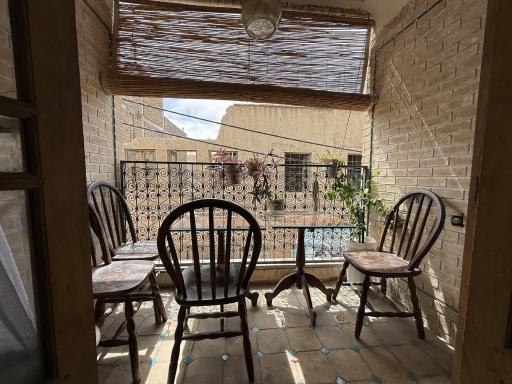 آبمیوہ و بستنی آیس بگ