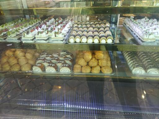 عکس قنادی مهدی