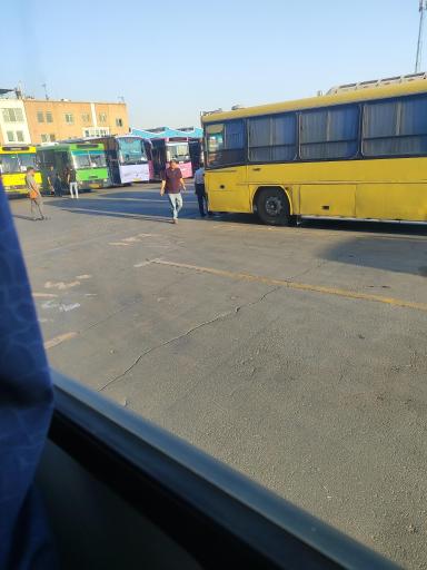 عکس پارکینگ کارکنان شرکت ایران خودرو