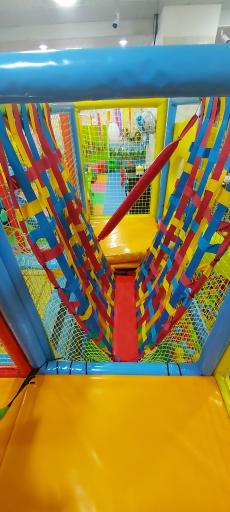 عکس خانه بازی کلبه شادی