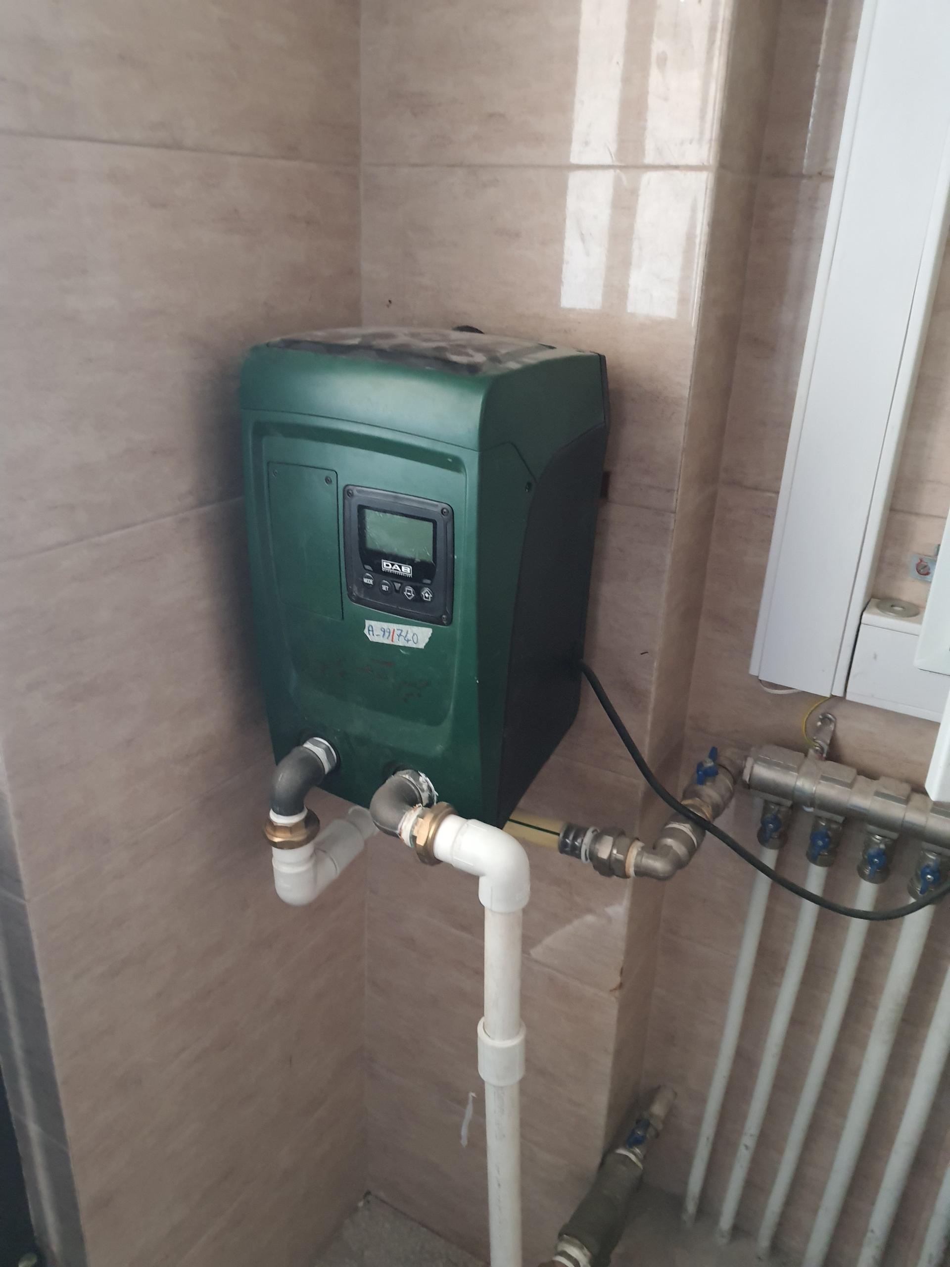 عکس پمپ و پکیج تاپ صنعت