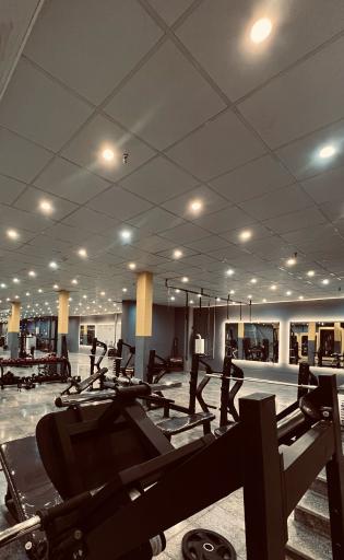 عکس باشگاه بدنسازی بانوان اگرین