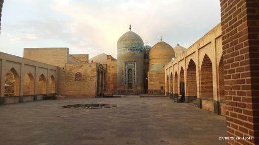 عکس آرامگاه شاه اسماعیل صفوی