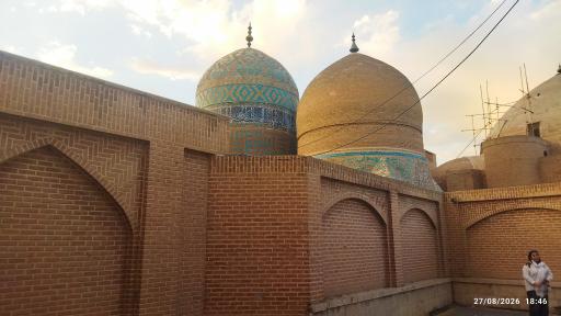 عکس آرامگاه شاه اسماعیل صفوی