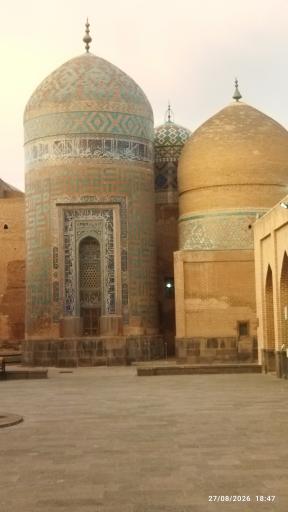 عکس آرامگاه شاه اسماعیل صفوی