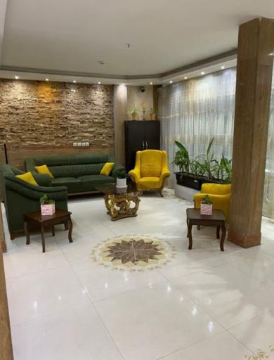 عکس هتل سبز طلایی