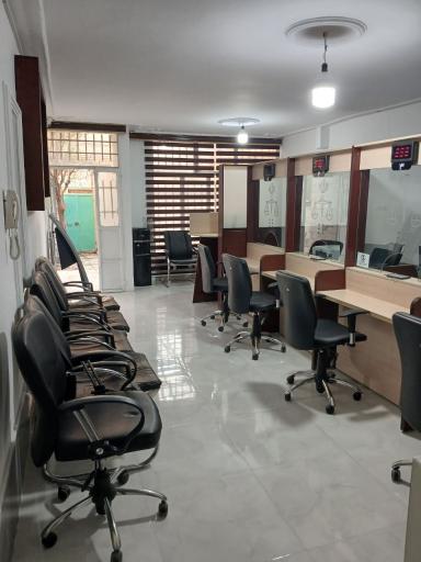 عکس دفتر خدمات الکترونیک قضایی گرمدره